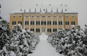 Schloss Frohsdorf, © Wiener Alpen in Niederösterreich - Bad Erlach Schloss Frohsdorf, © Wiener Alpen in Niederösterreich - Bad Erlach