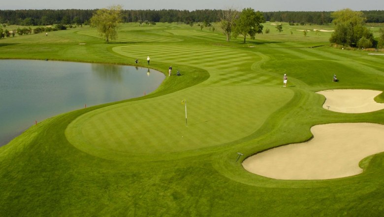 Föhrenwald Golf Club, © Golfclub Föhrenwald Föhrenwald Golf Club, © Golfclub Föhrenwald