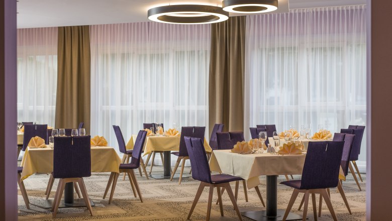 Restaurant im Vivea 4* Hotel Bad Schönau zur Quelle, © Hannes Dabernig Restaurant im Vivea 4* Hotel Bad Schönau zur Quelle, © Hannes Dabernig