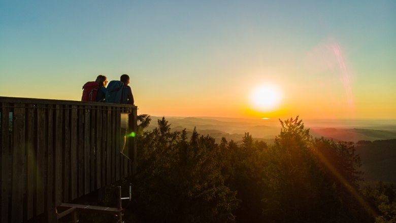 Sonnenaufgang am Hutwisch, © Wiener Alpen, Martin Fülöp