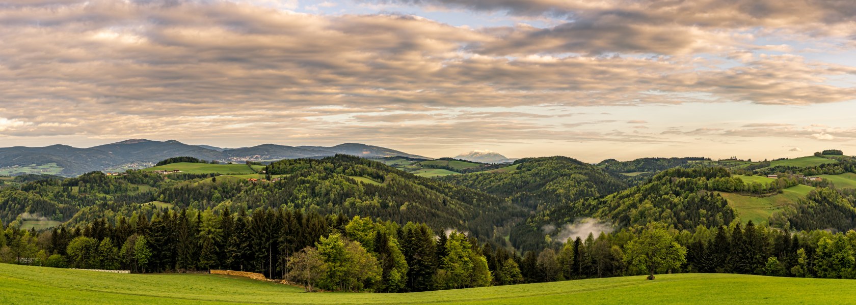 Aussicht Bucklige Welt, © Wiener Alpen, Flotoanker - Luckerbauer
