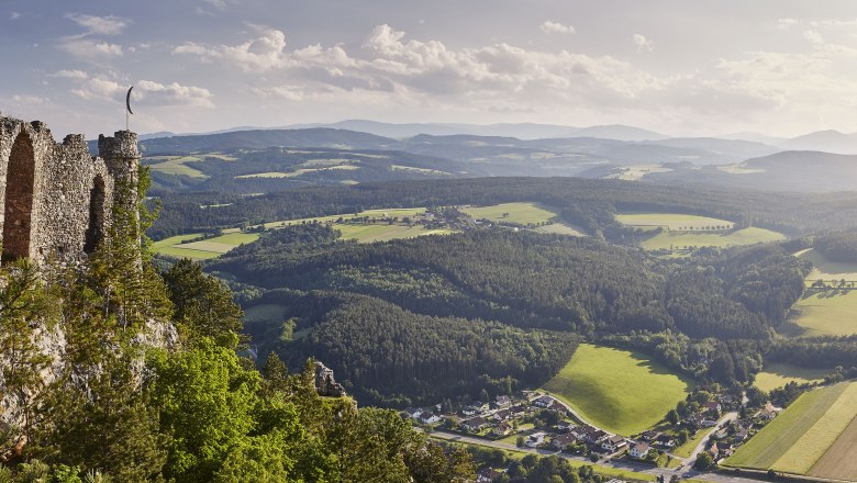 Blick vom Türkensturz auf das Pittental, © NÖ Werbung, Michael Liebert