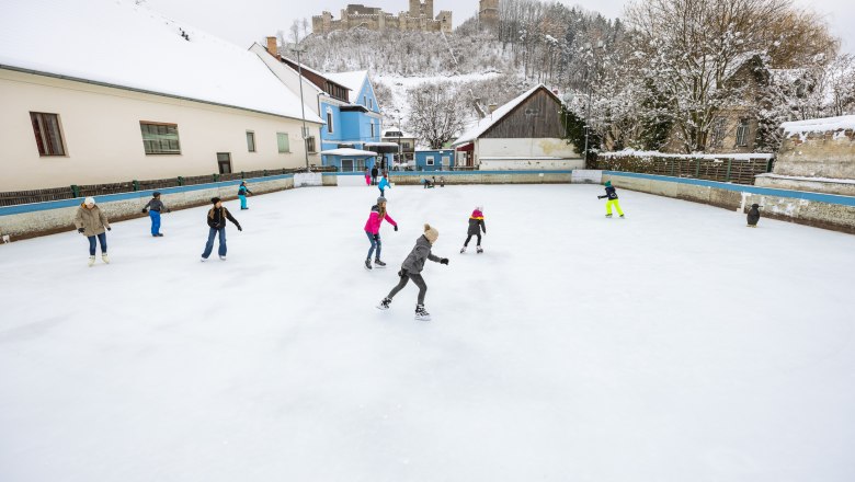 Kirchschlag ice rink, © Wiener Alpen, Martin Fülöp