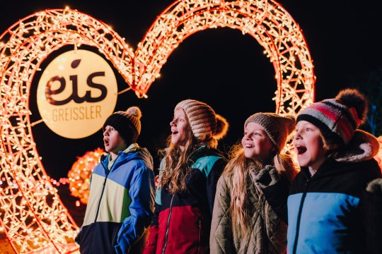 Lichterglanz Spektakel in der Eis-Greissler Welt, © Blochberger Eisproduktion GmbH