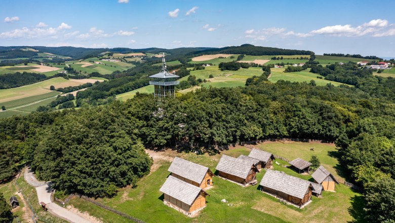 Luftaufnahme vom Keltendorf Schwarzenbach