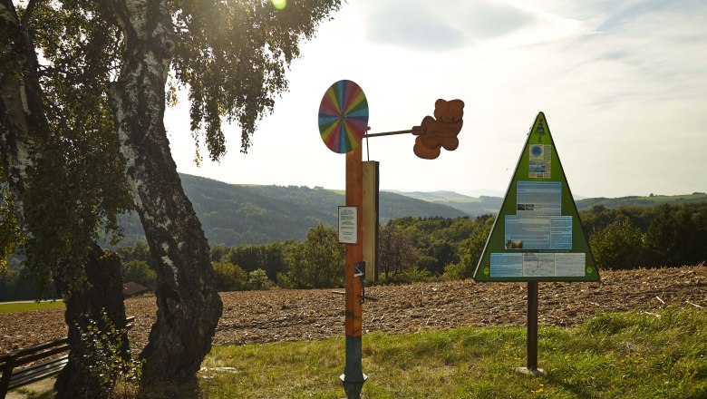 Wetterlehrpfad in Hollenthon, © Wiener Alpen, Bene Croy