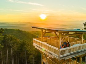 Aussichtsturm Lanzenkirchen/Wiesen, © Unknown