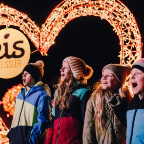 Lichterglanz Spektakel in der Eis-Greissler Welt, © Blochberger Eisproduktion GmbH