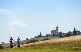 E-biking in the 1000 hills, &copy; Wiener Alpen, Martin F&uuml;l&ouml;p